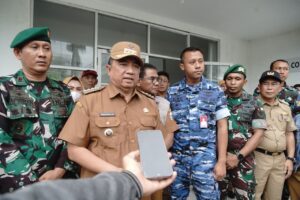 Tindak Lanjuti Keluhan Warga, Bupati Garut Evaluasi Pengelolaan Wisata Pantai Santolo