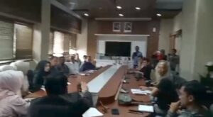 Buntut Dugaan Uang Pengondisian dana Hibah dan Uang Iuran Lembaga PKBM, Almatu Gelar Audensi ke Komisi 4 DPRD Garut